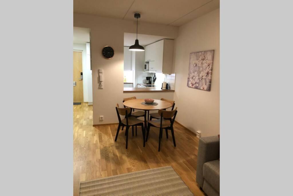 Keskustan Kaksio 45 M2 Autopaikalla, Rautatienkatu 19, 9 Krs Apartment Oulu Luaran gambar