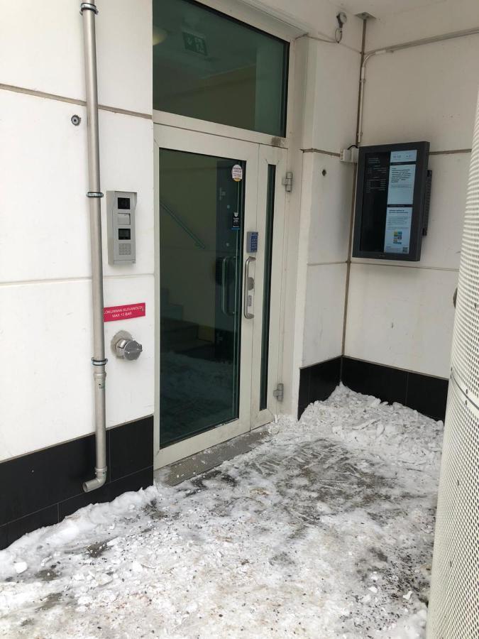 Keskustan Kaksio 45 M2 Autopaikalla, Rautatienkatu 19, 9 Krs Apartment Oulu Luaran gambar
